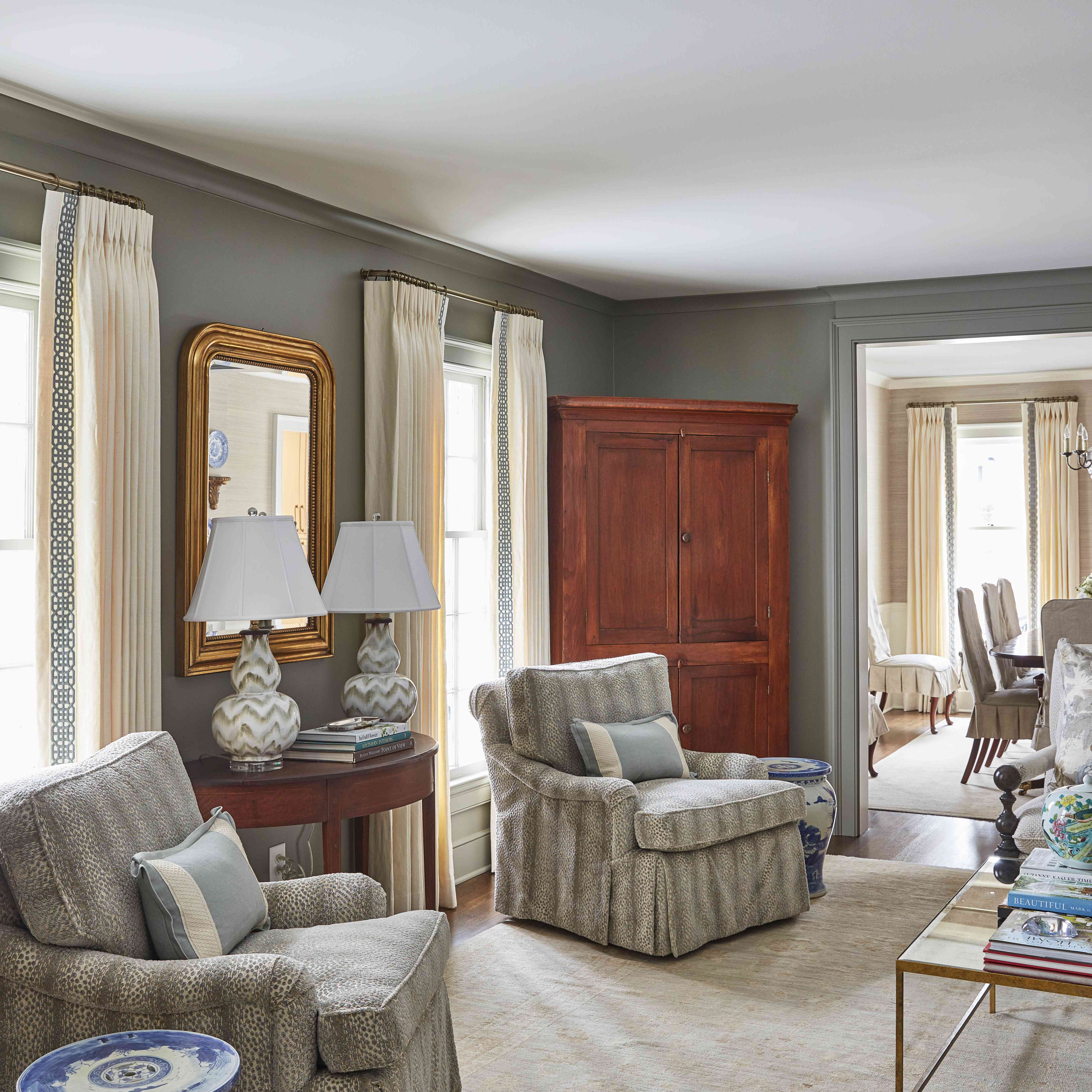 客厅与朴实的色调