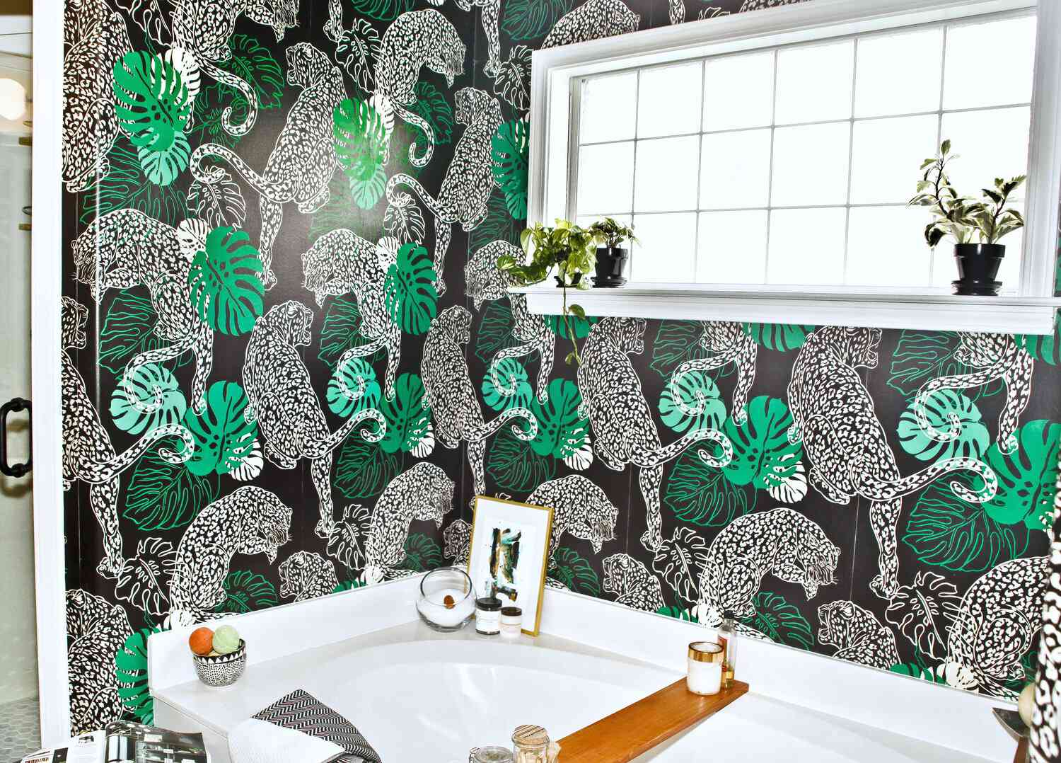 黄绿色浴室壁纸