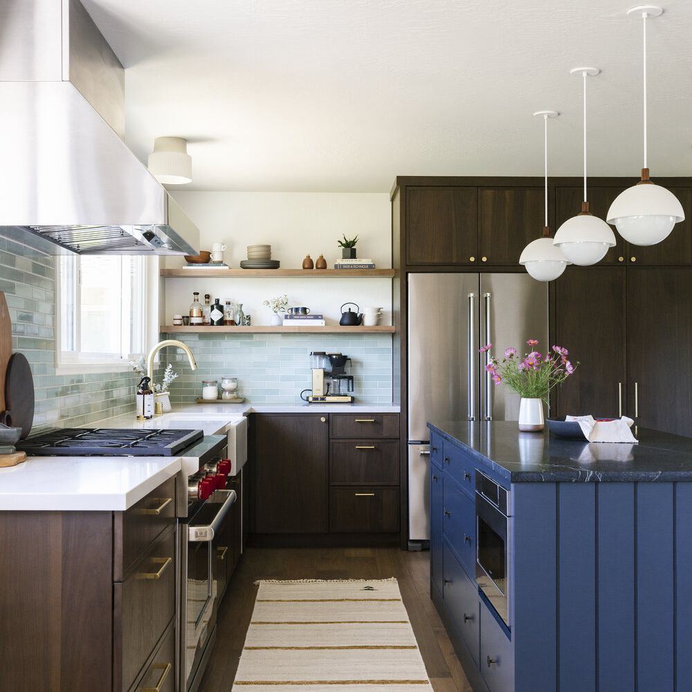 使用海军蓝色的颜色