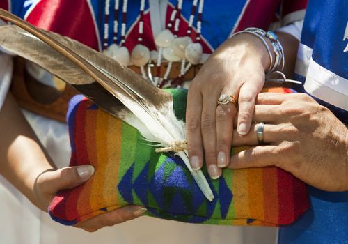 当地美国的婚礼Feather.jpg