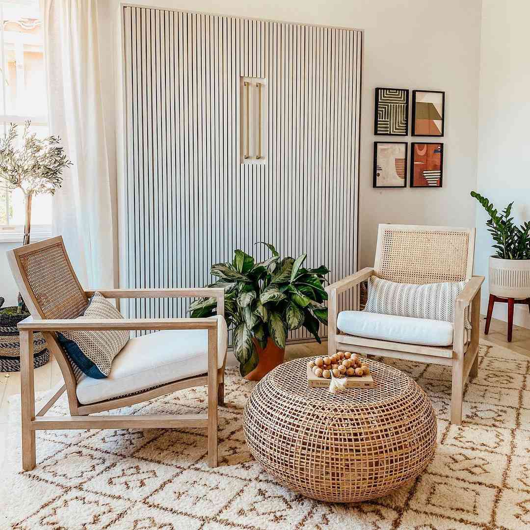 折叠的条纹折叠床