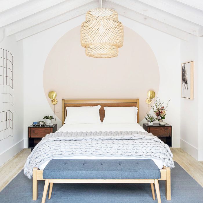 时髦的天花板横梁