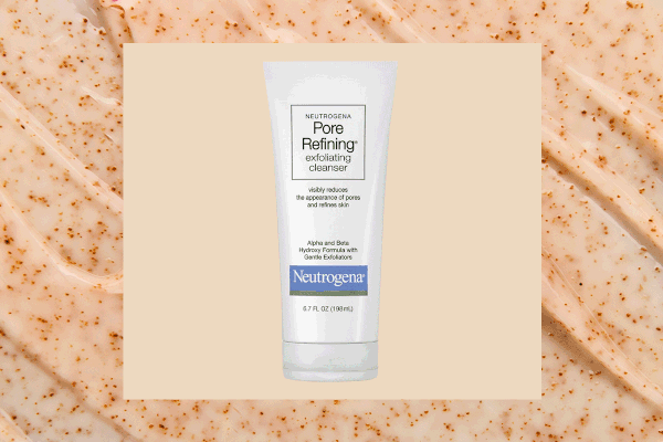 旋转的三个不同的面部去角质转盘，该转盘皮肤科医生推荐。