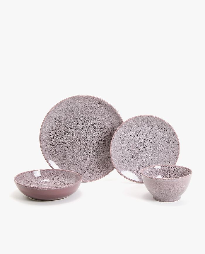 扎拉家的乡村炻器餐具