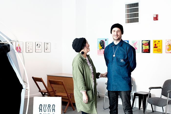 与配偶一起工作