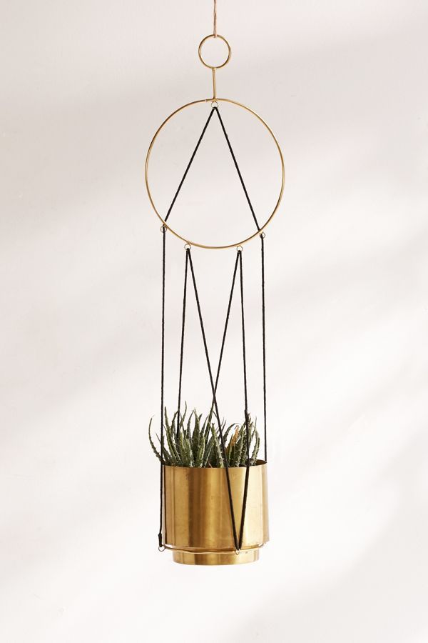 Urban Outfitters的三角串悬挂花盆