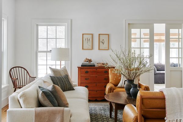 本周改头换面-安珀·刘易斯康涅狄格农舍客厅