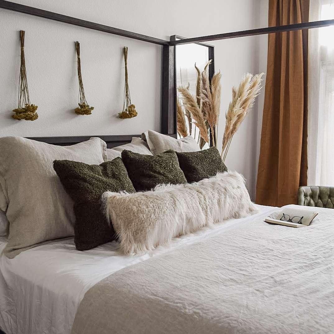 装饰下降趋势“class=