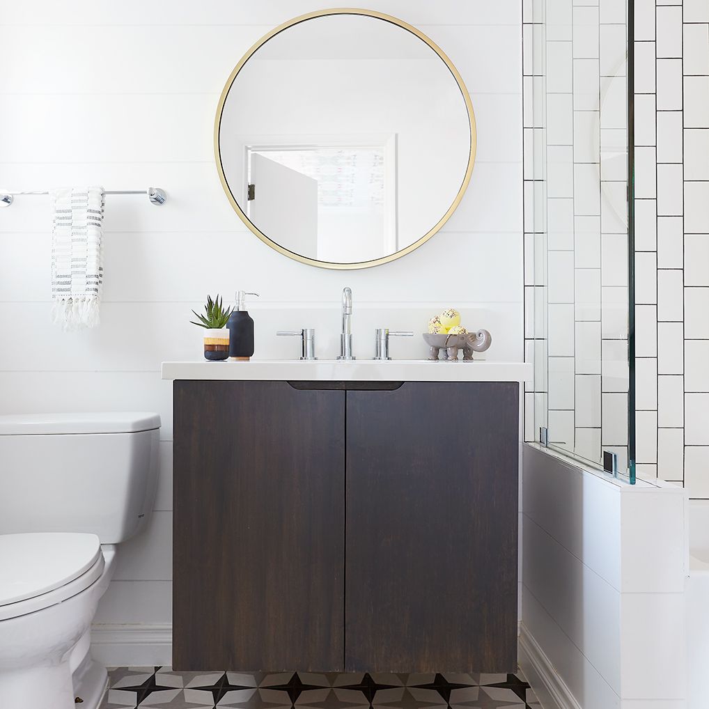 现代细节的浴室