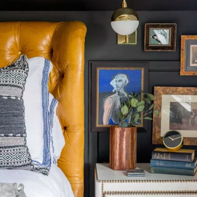 黑色卧室天花板