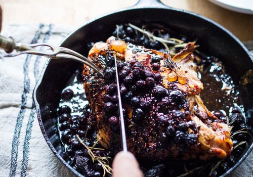 烤火鸡配蓝莓香醋釉