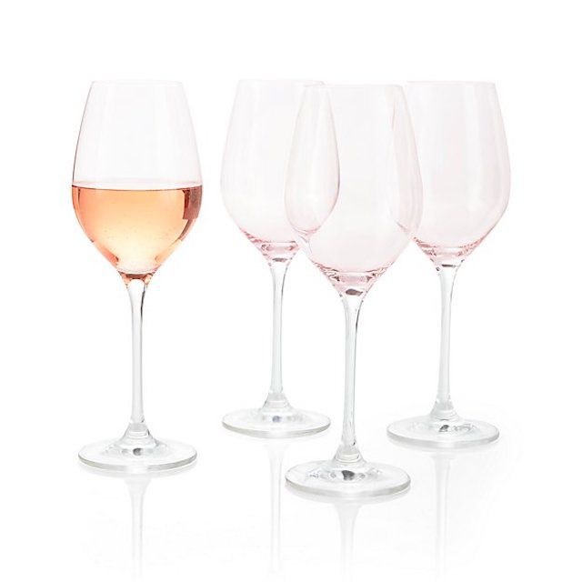 粉红色酒杯