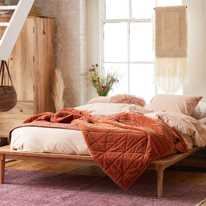 阿米莉亚平台床铅形象。