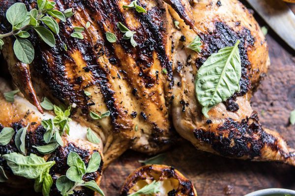 憩室炎 - 柠檬和牛至烤鸡