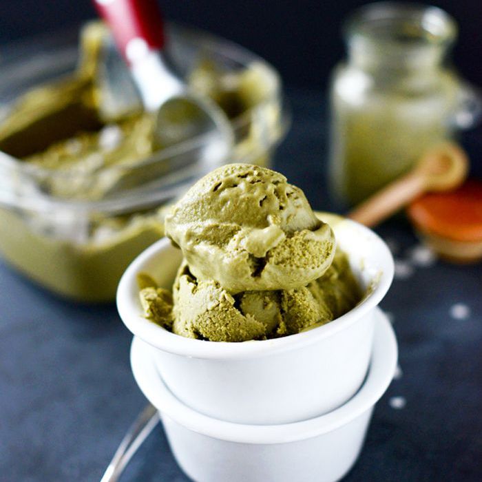 绿茶椰子冰淇淋