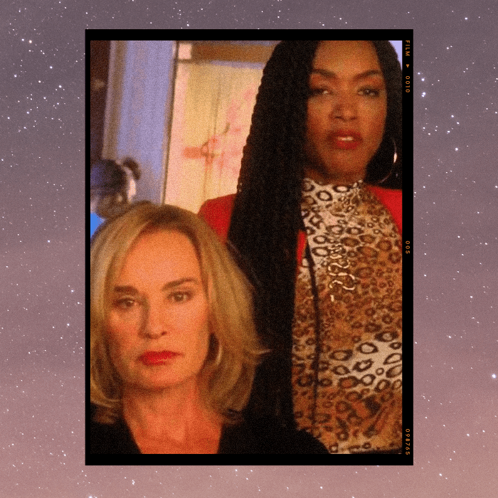 《美国恐怖故事》中玛丽·拉沃的角色