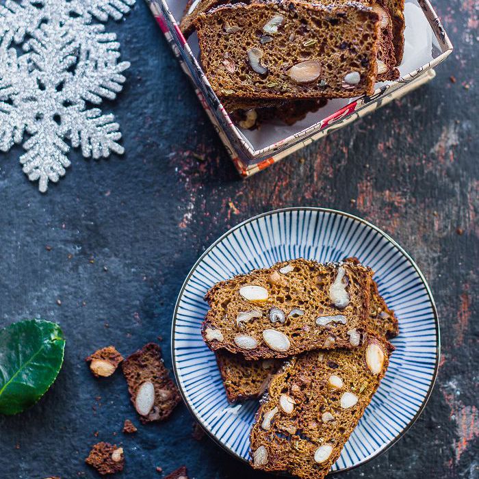 易于烘烤的坚果和种子饼干