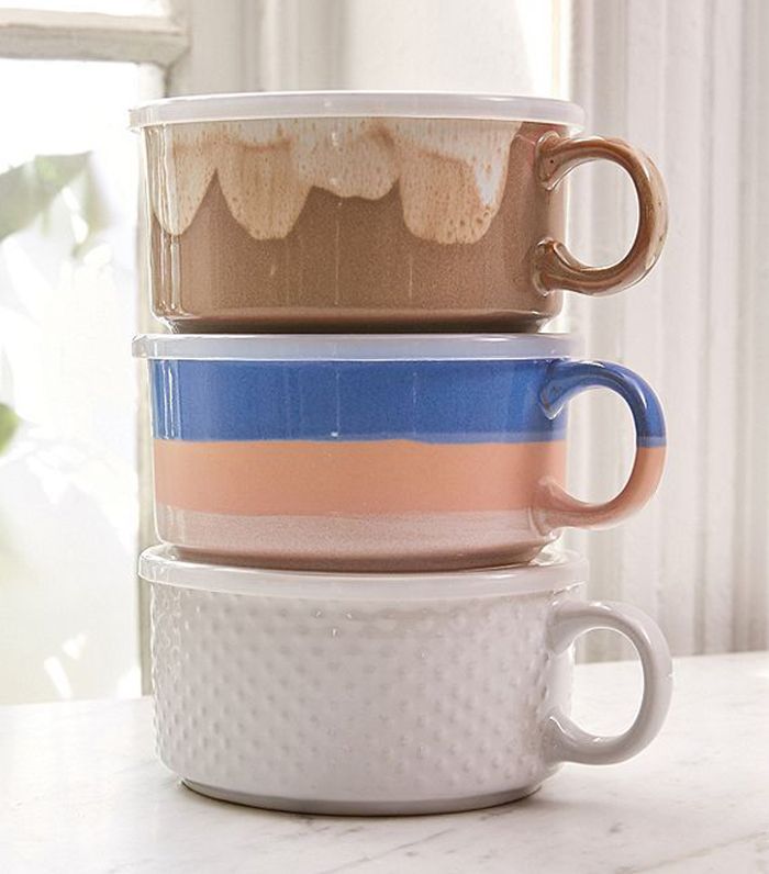 Souper马克杯——Urban Outfitters店里的灰褐色