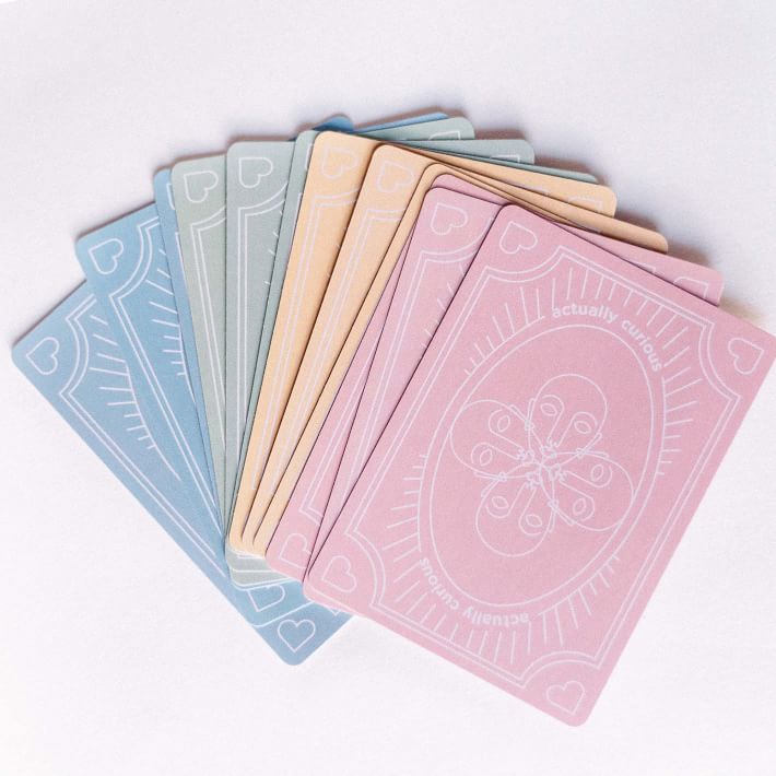 实际上好奇的纸牌游戏。