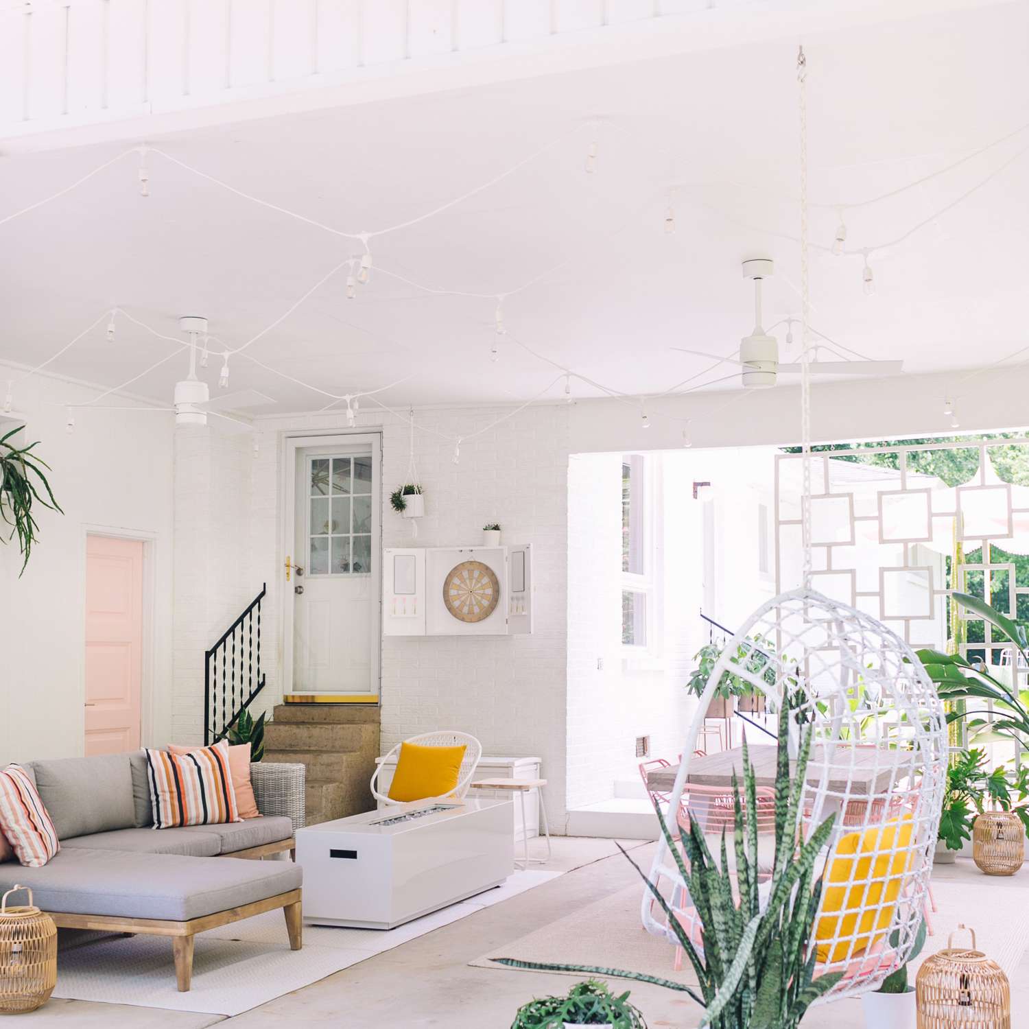 本周的改造 - 棕榈泉在拍摄后启发了车库