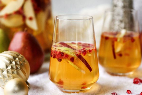 姜波旁汽酒普罗塞克鸡尾酒