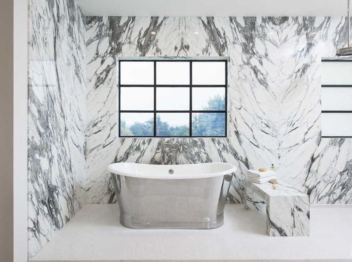 勒布朗詹姆斯的浴室