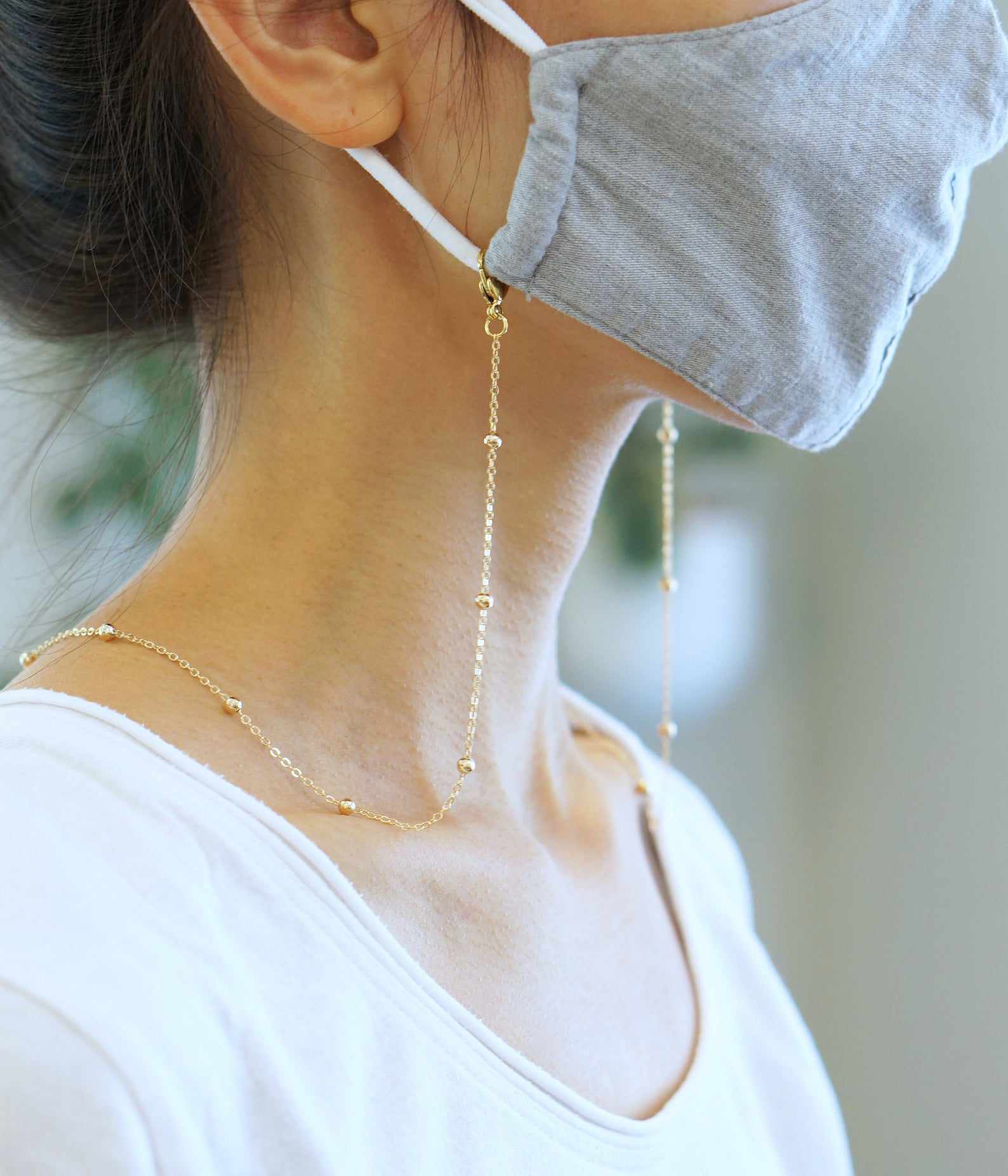 Gold Satellite Mask Chain