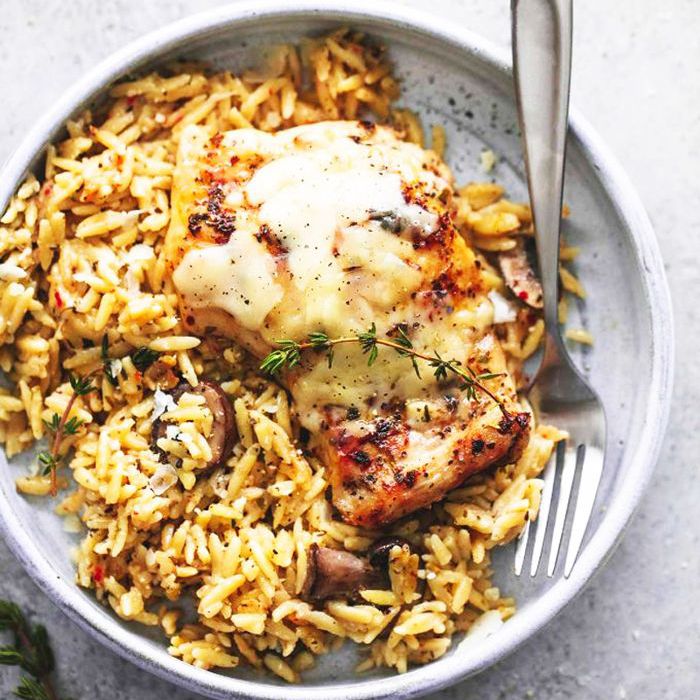 慢炖帕尔马干酪，香草鸡和五味子