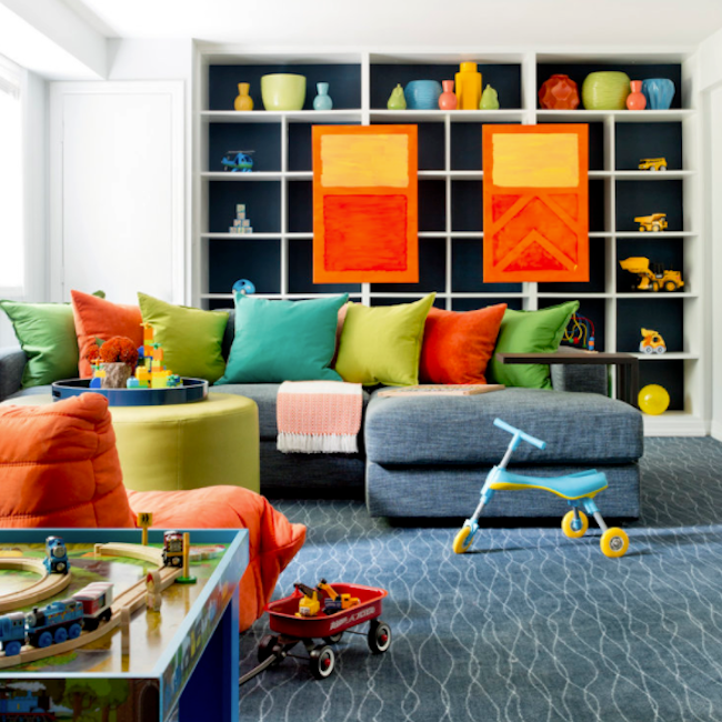 霓虹灯颜色的儿童游戏室