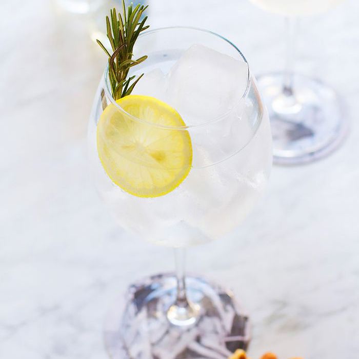 迷迭香杜松子酒