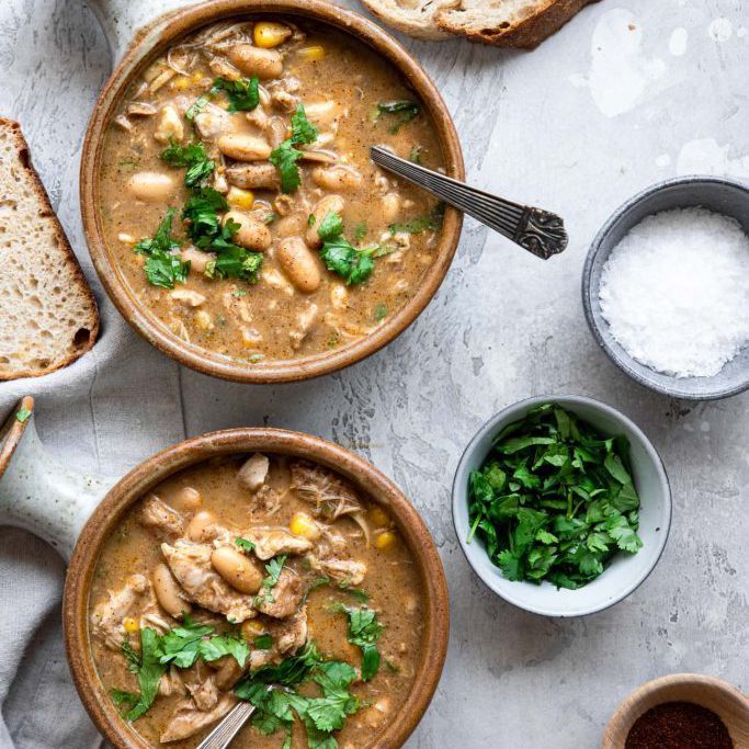 健康crockpot白鸡辣椒