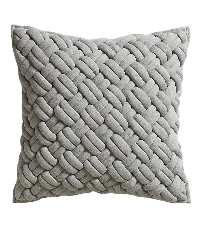 CB2球衣interknit灰枕向下插入替代