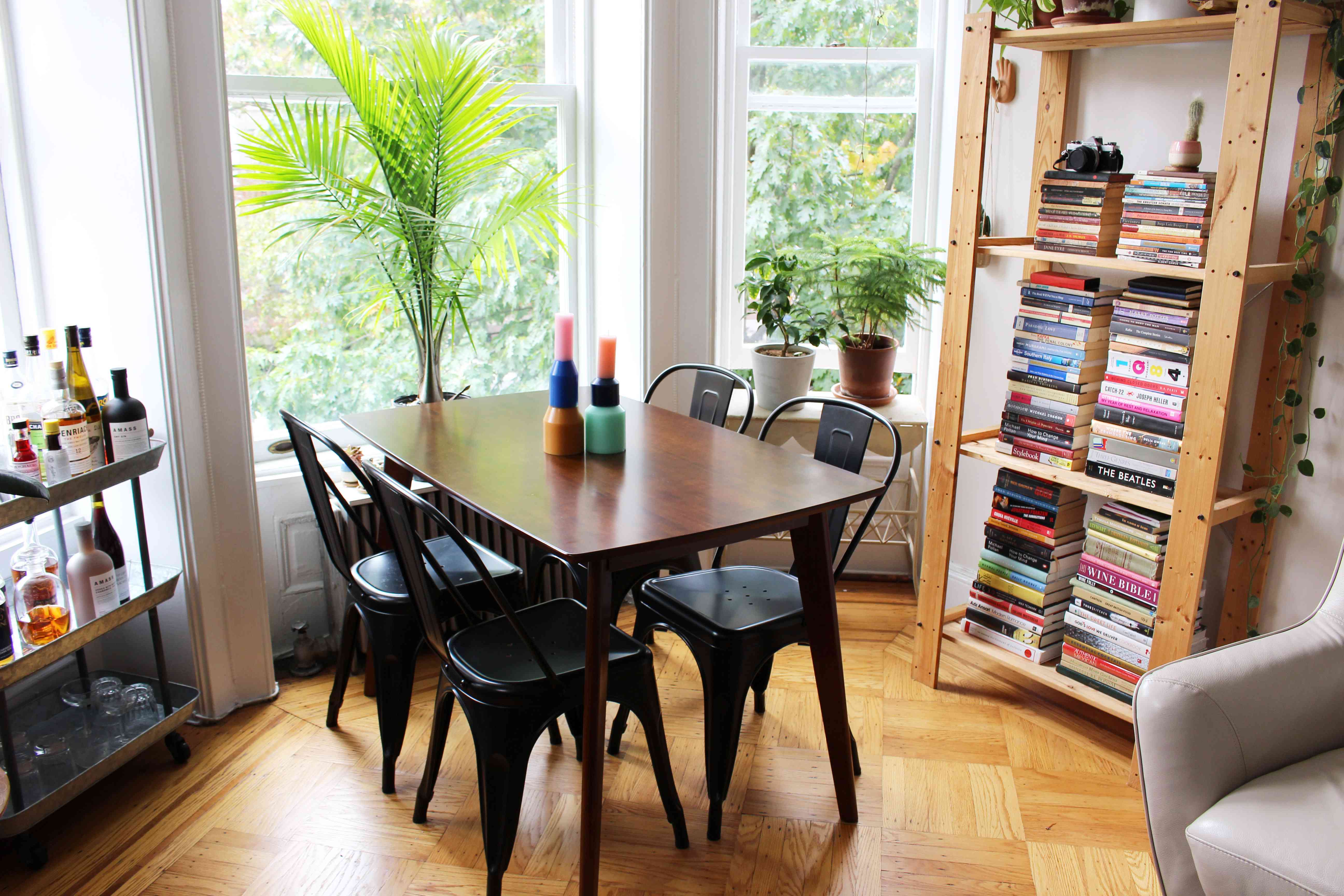 dining space in a 525 square foot apartment