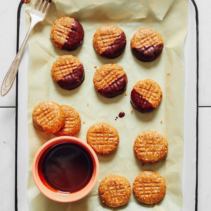 无烘烤花生酱饼干