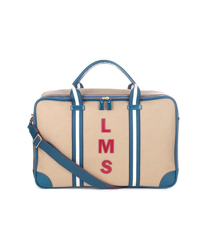 安雅·希德玛芝为沃尔顿定制了一款周末包