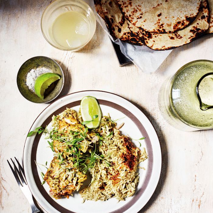 香菜鸡肉和米饭