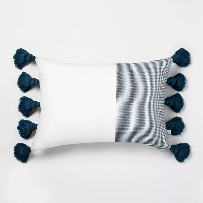 纹理彩色块腰枕