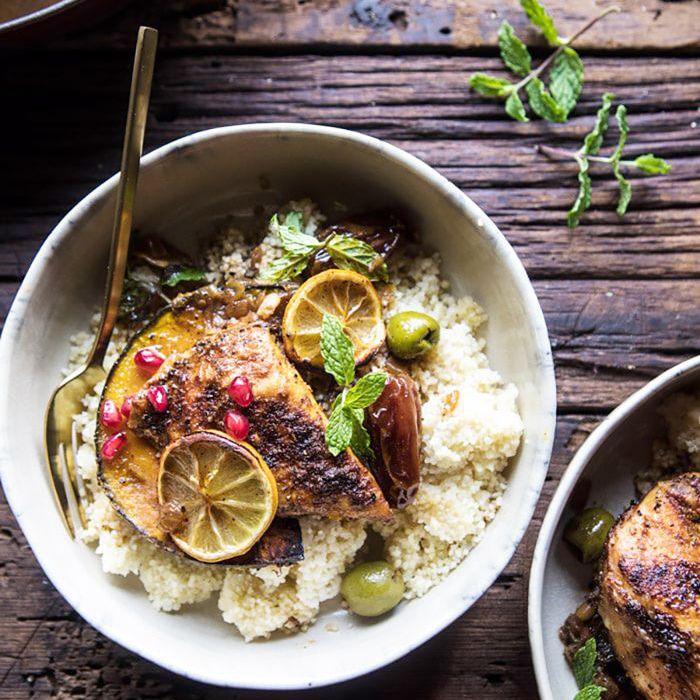 平底锅烤摩洛哥鸡和橄榄塔吉丁