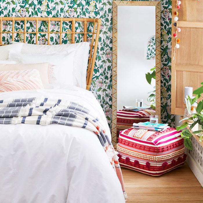 从目标的新Opalhouse收集卧室家具