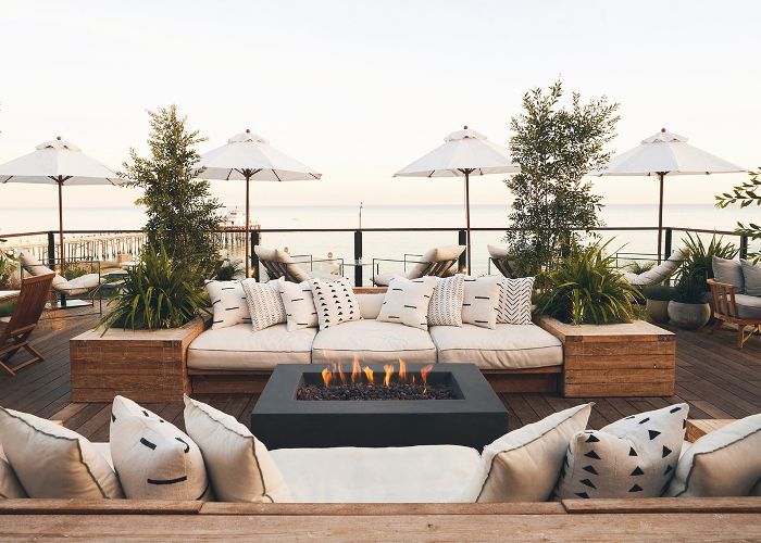 美国最好的海滩度假胜地——加州马里布的Surfrider