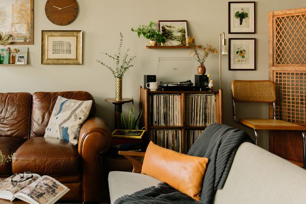 舒适的生活空间充满了记录。