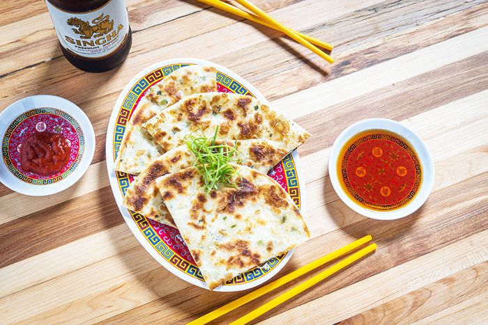 南华大茶馆的一盘葱油饼