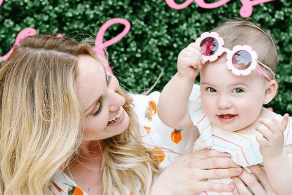 Danielle Walker和Baby