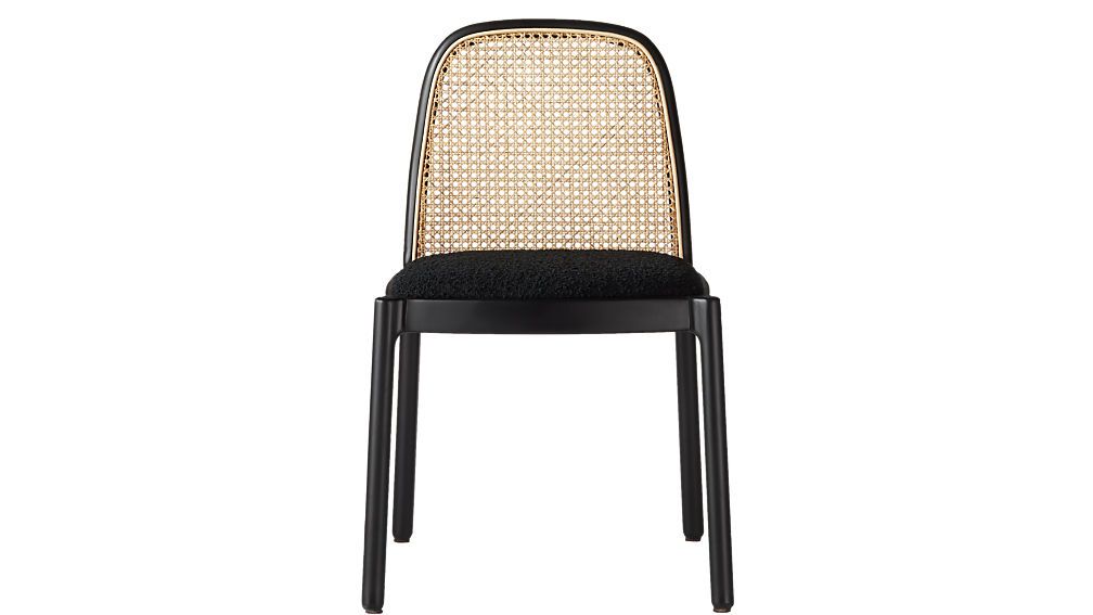 纳迪亚黑色和藤椅