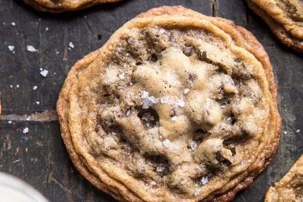 如何奶油黄油和糖 - 半烘焙收获巨头巧克力饼干