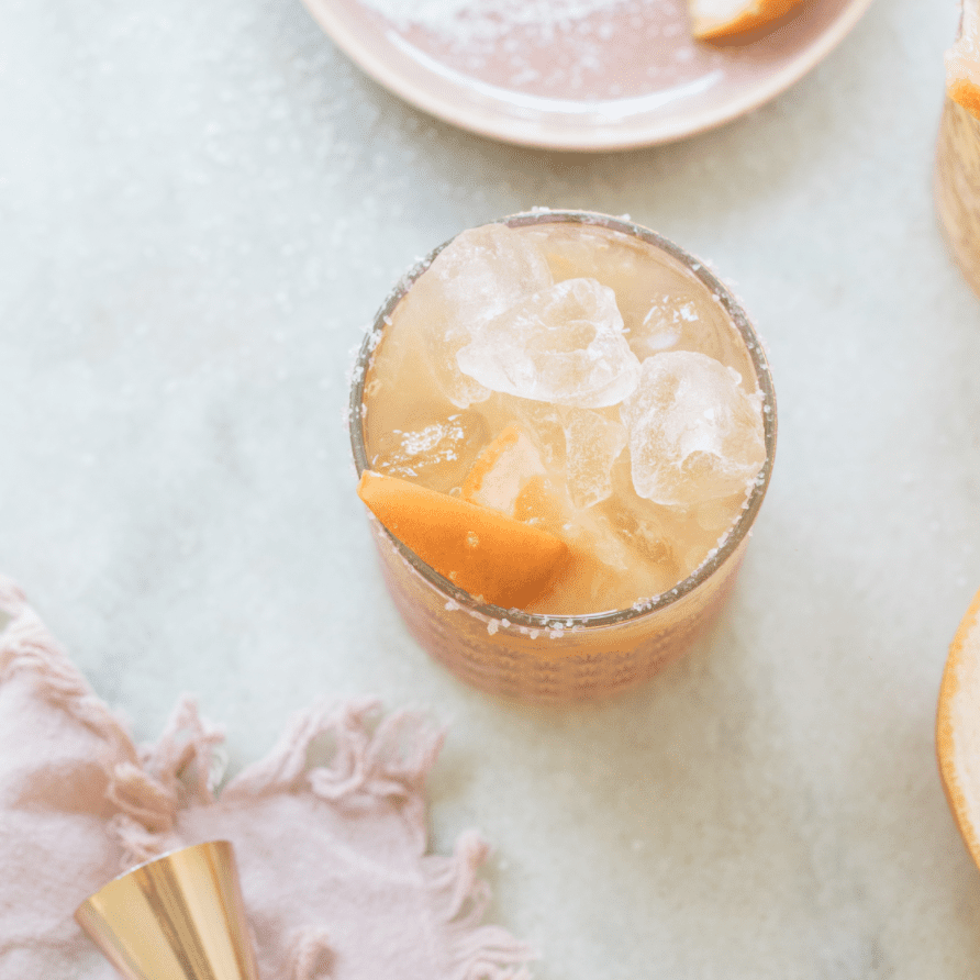 桃色葡萄柚咸狗鸡尾酒