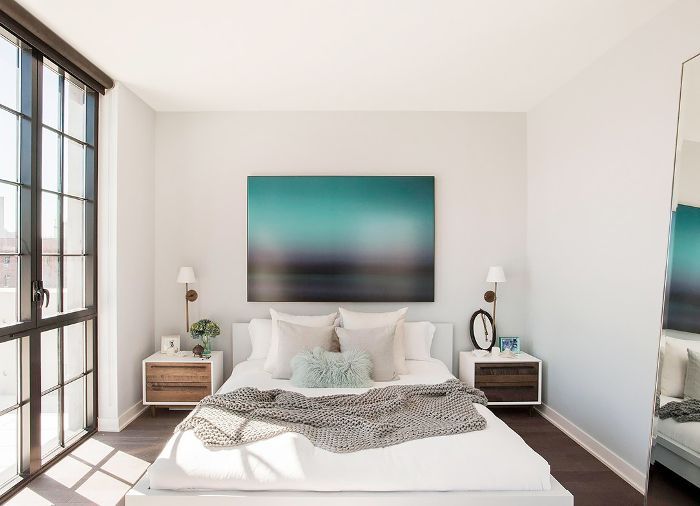 卧室设有IKEA马尔姆床