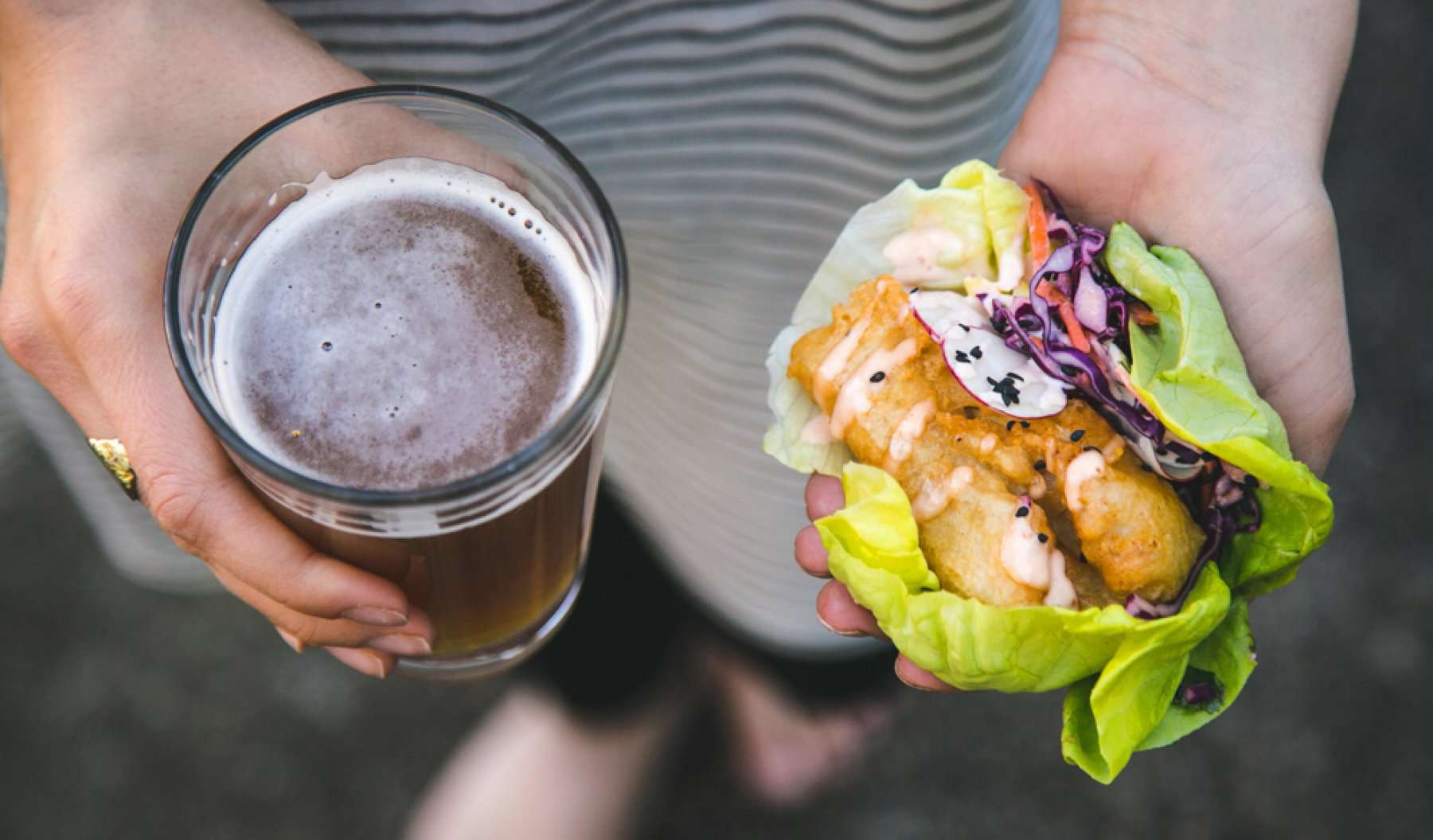 啤酒打烂的鱼，生菜卷