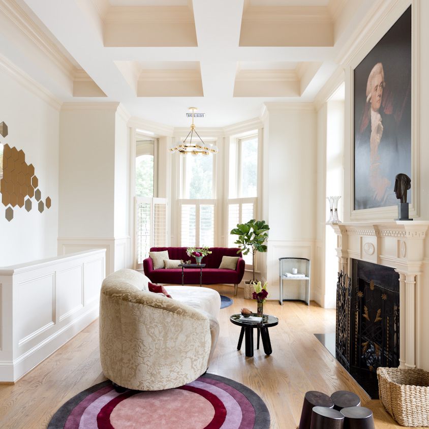 打开Airy Victorian Home