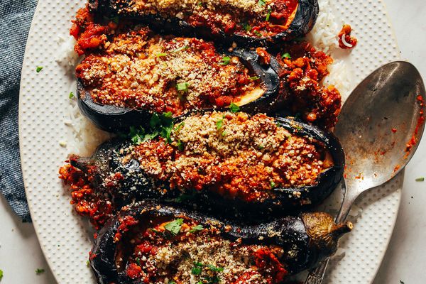 摩洛哥Lentil-Stuffed茄子